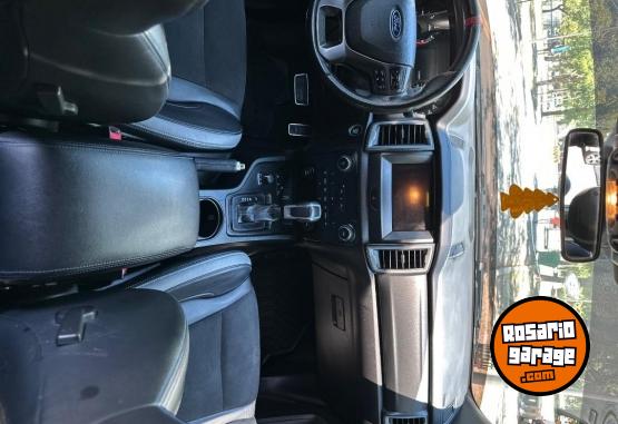 Camionetas - Ford Ranger raptor 2021 Diesel 131000Km - En Venta