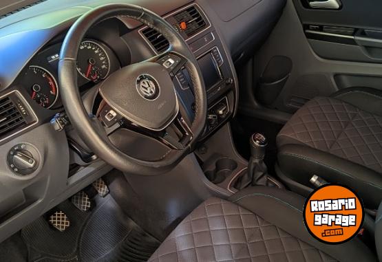 Autos - Volkswagen Suran 2019 Nafta 76000Km - En Venta