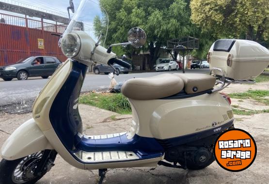 Motos - Zanella Styler exclusive 2015 Nafta 31000Km - En Venta