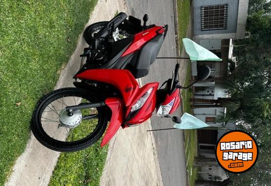 Motos - Honda wave 110 2024 Nafta 3600Km - En Venta