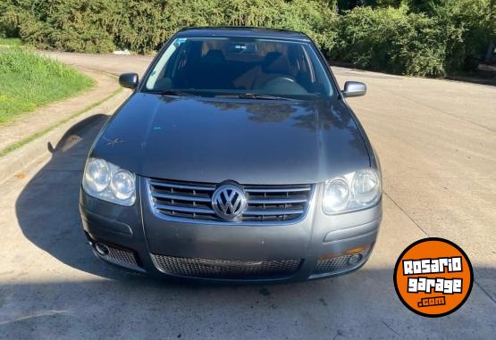 Autos - Volkswagen Bora 2.0 2013 Nafta 245000Km - En Venta