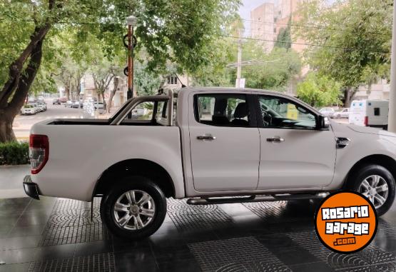 Camionetas - Ford Ranger xlt 2023 Diesel 70000Km - En Venta