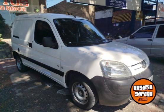 Utilitarios - Peugeot Partner 2013 Diesel 91000Km - En Venta