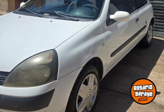 Autos - Renault Clio Authentique 2004 Nafta 120000Km - En Venta