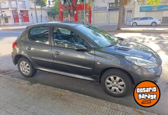 Autos - Peugeot 207 2012 GNC 190000Km - En Venta