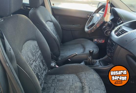 Autos - Peugeot 207 2012 GNC 190000Km - En Venta