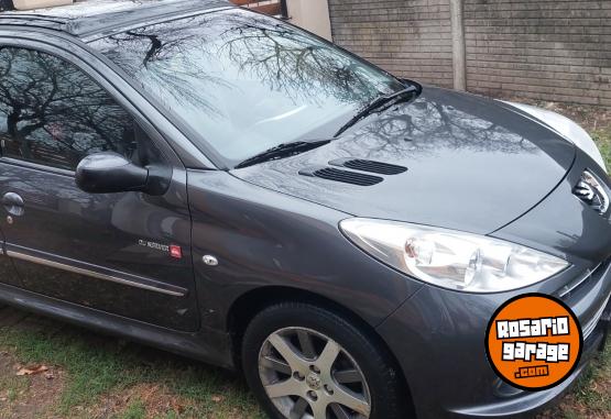 Autos - Peugeot 207 2012 Nafta 140000Km - En Venta