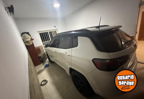 Camionetas - Jeep Compass black hawk 2025 Nafta 2440Km - En Venta