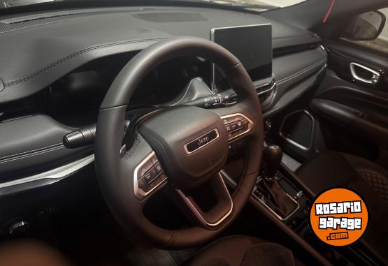 Camionetas - Jeep Compass black hawk 2025 Nafta 2440Km - En Venta