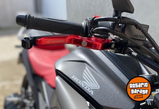 Motos - Honda Cb 300 2024 Nafta 5800Km - En Venta