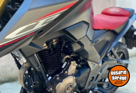 Motos - Honda Cb 300 2024 Nafta 5800Km - En Venta