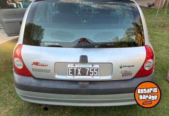 Autos - Renault Clio Yahoo 2005 Nafta 130000Km - En Venta