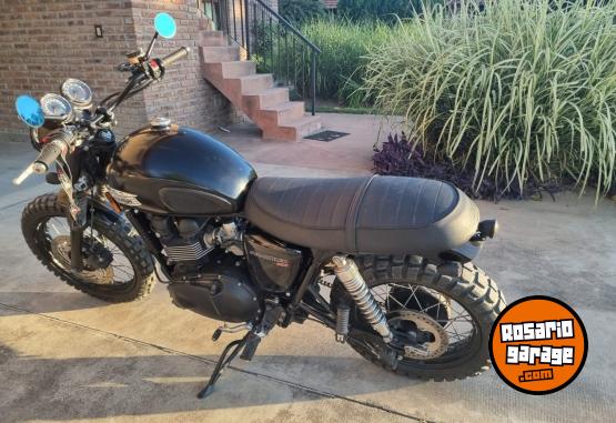 Motos - Triumph TRIUMPH THRUXTON 900 2018 2018 Nafta 14000Km - En Venta