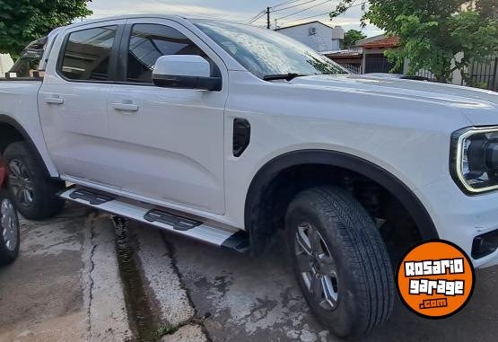 Camionetas - Ford Ford Ranger XLS 2023. 2023 Diesel 27000Km - En Venta