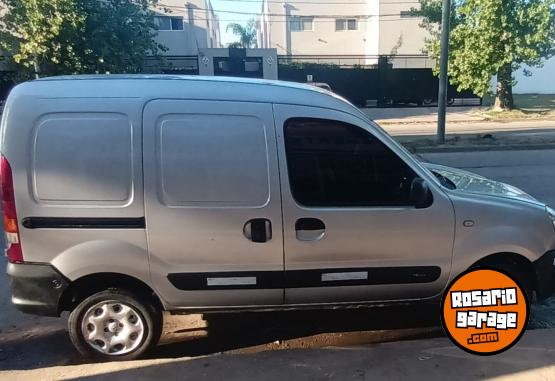 Utilitarios - Renault KANGOO FURG�N 2017 GNC 111111Km - En Venta
