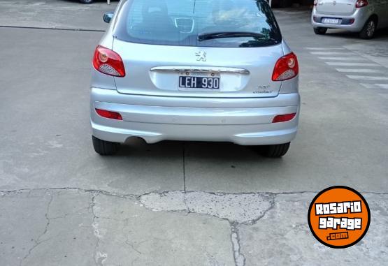 Autos - Peugeot 207 XT 2012 Nafta 138000Km - En Venta