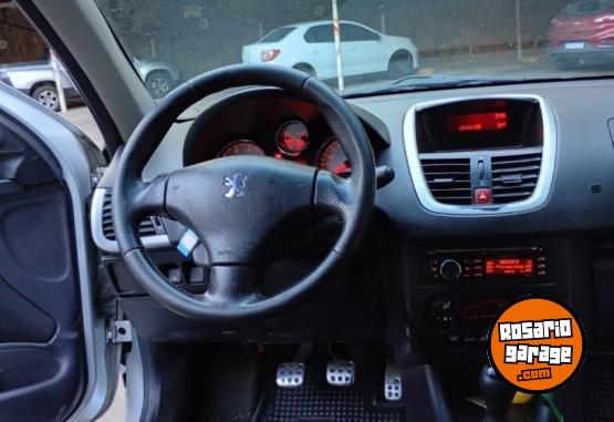 Autos - Peugeot 207 XT 2012 Nafta 138000Km - En Venta