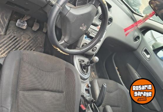 Autos - Peugeot 408 2012 Diesel 160000Km - En Venta