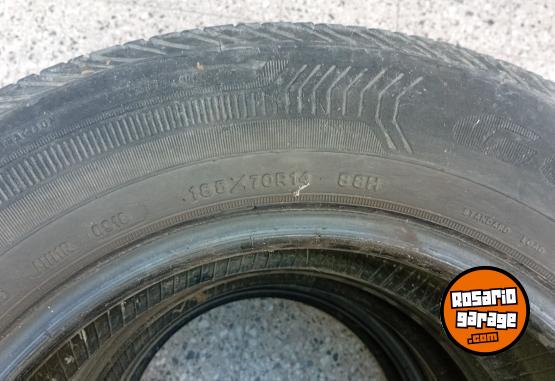 Accesorios para Autos - 3 CUBIERTAS GOODYEAR 185x 70 - VAN EN EL PRISMA. - En Venta