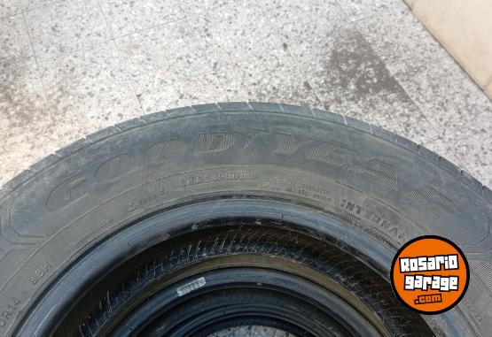 Accesorios para Autos - 3 CUBIERTAS GOODYEAR 185x 70 - VAN EN EL PRISMA. - En Venta