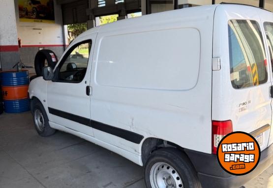 Utilitarios - Citroen Berlingo HDI 2018 Diesel 136000Km - En Venta