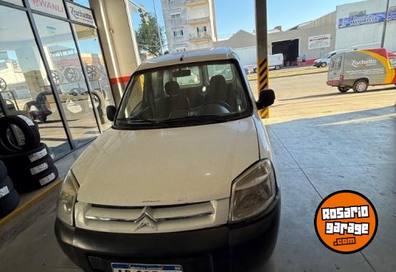 Utilitarios - Citroen Berlingo HDI 2018 Diesel 136000Km - En Venta