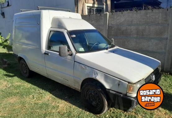 Utilitarios - Fiat fiotino 2004 GNC 210000Km - En Venta