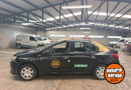 Autos - Renault logan 2018 GNC 220000Km - En Venta