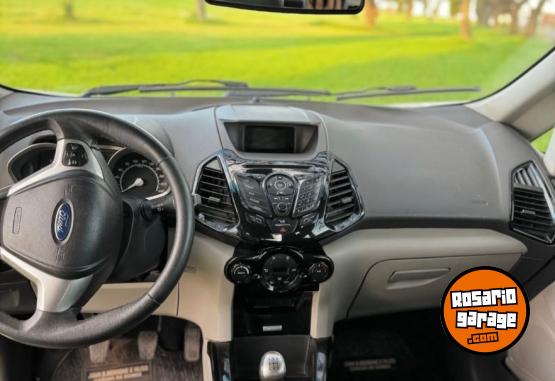 Camionetas - Ford Ecosport titanium 2.0 2015 Nafta 120000Km - En Venta