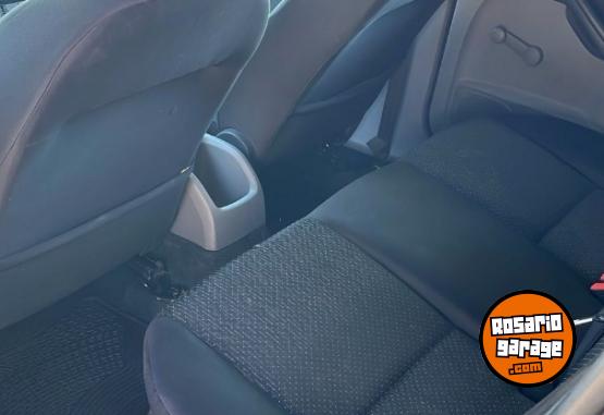 Autos - Ford Focus 2012 GNC 185000Km - En Venta