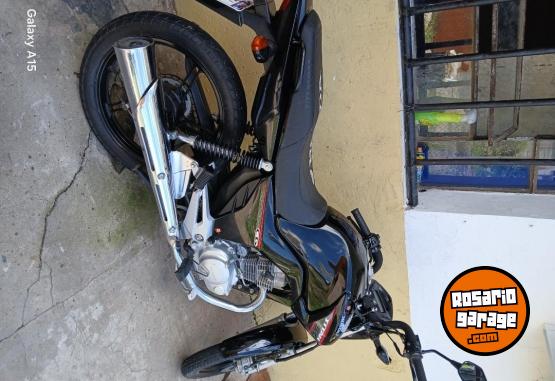 Motos - Honda Titan new 150 2021 Nafta 35000Km - En Venta