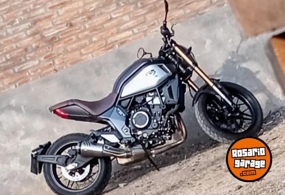 Motos - CF CLX 700 2022 Nafta 14000Km - En Venta