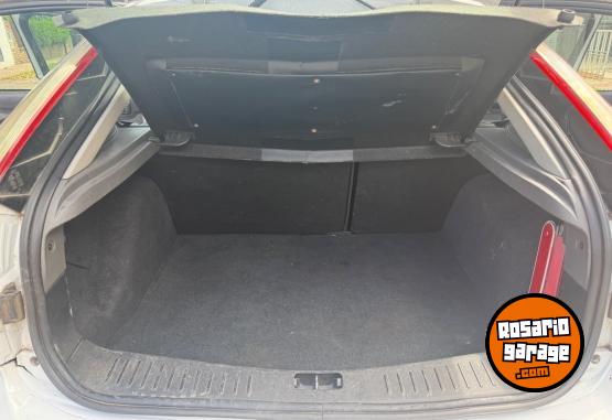 Autos - Ford Focus Trend 1.6 2012 Nafta 204000Km - En Venta