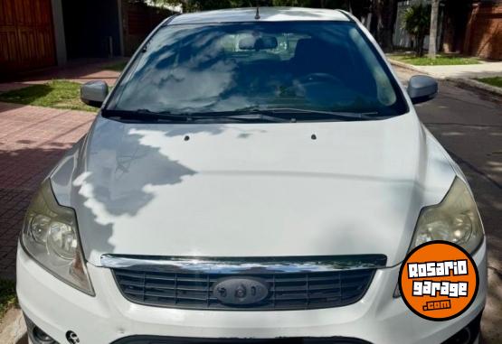 Autos - Ford Focus Trend 1.6 2012 Nafta 204000Km - En Venta