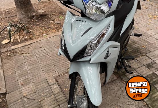 Motos - Honda WAVE 2023 Nafta 3500Km - En Venta