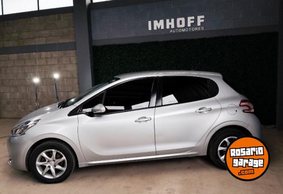 Autos - Peugeot 208 allure 2016 Nafta 120000Km - En Venta