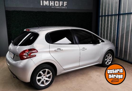 Autos - Peugeot 208 allure 2016 Nafta 120000Km - En Venta