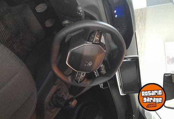 Autos - Peugeot Peugeot 208 2024 Nafta 30000Km - En Venta