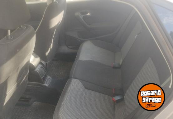 Autos - Volkswagen Polo confortline 2017 Nafta 70000Km - En Venta