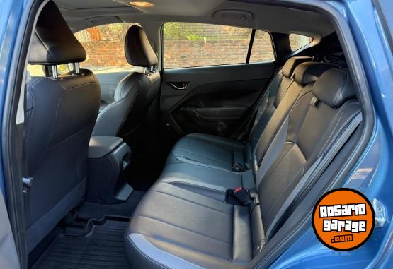 Autos - Subaru Crosstrek 2024 Nafta 27000Km - En Venta