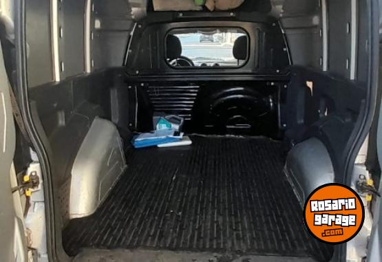 Utilitarios - Fiat Fiorino 2016 Nafta 80000Km - En Venta