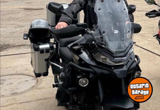 Motos - CF 800 MT EXPLORE 2024 Nafta 8000Km - En Venta