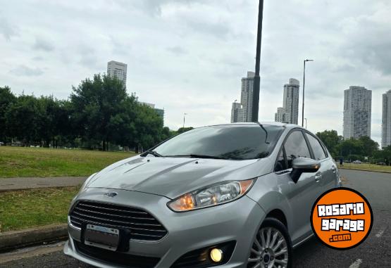 Autos - Ford Fiesta 2015 Nafta 78000Km - En Venta