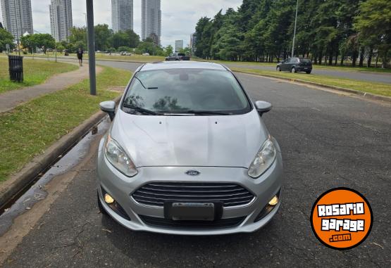Autos - Ford Fiesta 2015 Nafta 78000Km - En Venta