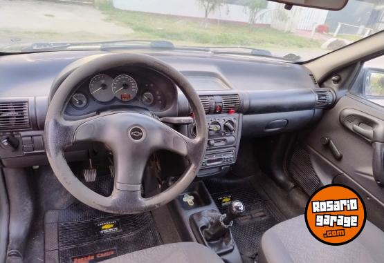 Autos - Chevrolet Corsa City 3 puertas 2006 Nafta 190000Km - En Venta