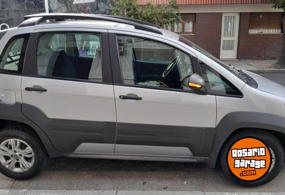 Autos - Fiat IDEA ADVENTURE LOCKER 2014 Nafta 145000Km - En Venta
