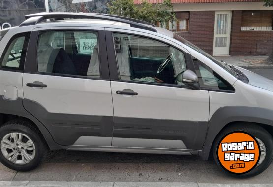 Autos - Fiat IDEA ADVENTURE LOCKER 2014 Nafta 145000Km - En Venta