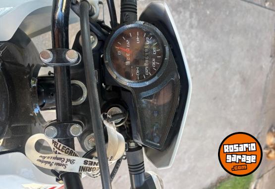 Motos - Honda Xr 150 2023 Nafta 6100Km - En Venta