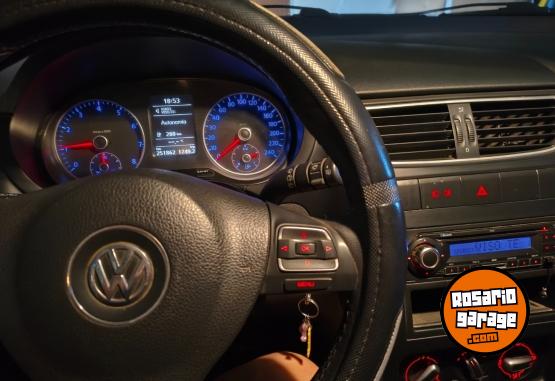 Autos - Volkswagen Suran highilne 2011 GNC 240000Km - En Venta