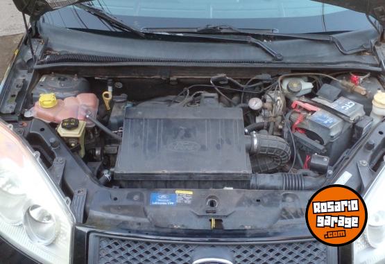 Autos - Ford Fiesta 2008 GNC 150000Km - En Venta